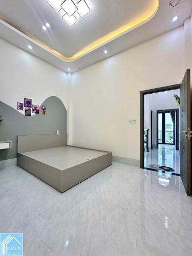 Bán nhà 1T1L - ĐÚC MỚI - Hẻm xe hơi tới nhà (cách MT Võ Văn Kiệt chỉ 250m)