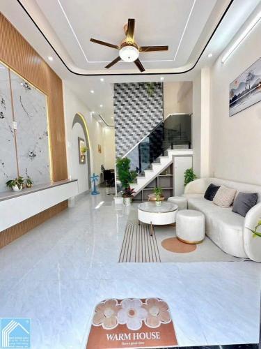Bán nhà 1T1L - ĐÚC MỚI - Hẻm xe hơi tới nhà (cách MT Võ Văn Kiệt chỉ 250m)