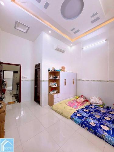 BÁN NHÀ 1T1L - HOÀN CÔNG - RỘNG RÃI. HẺM 388 NG.V.CỪ (Cách ĐẠI NGÂN 150m)