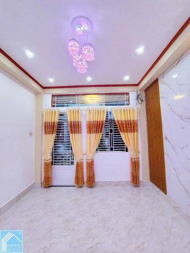 BÁN NHÀ 1T1L ĐẸP - NẰM NGAY ĐẦU HẺM. Hẻm 56 Trần Phú - Vị trí rất gần & đẹp