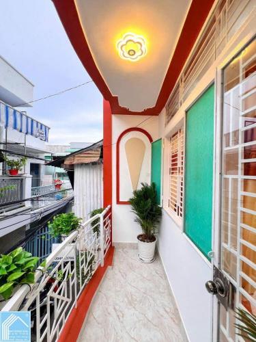 BÁN NHÀ 1T1L ĐẸP - NẰM NGAY ĐẦU HẺM. Hẻm 56 Trần Phú - Vị trí rất gần & đẹp