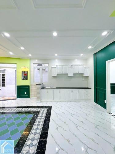 BÁN NHÀ 1T1L, DIỆN TÍCH LỚN - Đầu Hẻm 233 NVCừ (Hẻm gần trường ĐH Công Nghệ - Kỹ Thuật)
