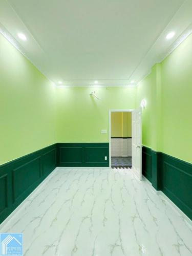 BÁN NHÀ 1T1L, DIỆN TÍCH LỚN - Đầu Hẻm 233 NVCừ (Hẻm gần trường ĐH Công Nghệ - Kỹ Thuật)