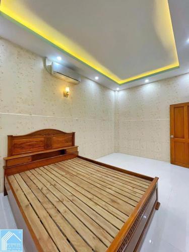 BÁN NHÀ 1T1L đúc - MẶT TIỀN, VỊ TRÍ ĐẸP - nằm gần trường ĐHCN Cần Thơ