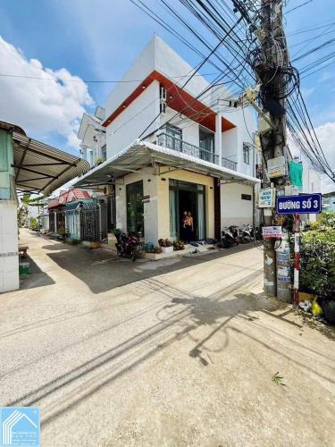 BÁN NHÀ 1T1L đúc, Giá rẻ nhất khu, xe hơi tới nhà