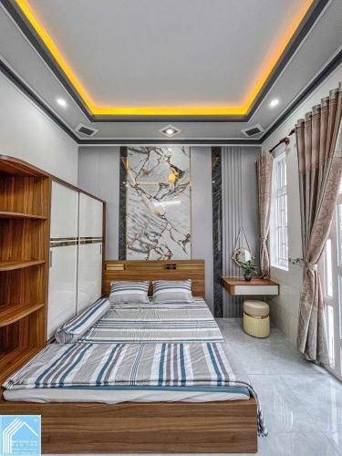 Bán nhà 1T1L đúc, MẶT TIỀN, kế chợ & Công viên An Khánh 