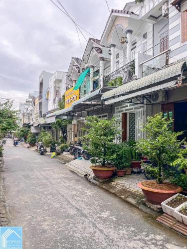 Bán nhà 1T1L đúc, MẶT TIỀN, kế chợ & Công viên An Khánh 