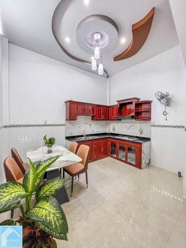 Bán nhà 1T1L đúc, MẶT TIỀN, kế chợ & Công viên An Khánh, sổ hoàn công đầy đủ