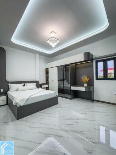 BÁN NHÀ 1T1L đúc MỚI - FULL NỘI THẤT, sổ hoàn công đầy đủ. Mặt Tiền vừa ở, vừa làm VPCTy,…