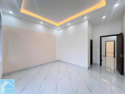 Bán Nhà 1T1L đúc mới, có SÂN VƯỜN sau nhà✔MT Đường B9 KDC Phú An