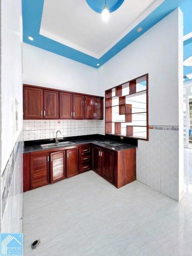 BÁN NHÀ 1T1L đúc, mới đẹp - HOÀN CÔNG đầy đủ (Nằm kế ĐẠI HỌC CÔNG NGHỆ CT)