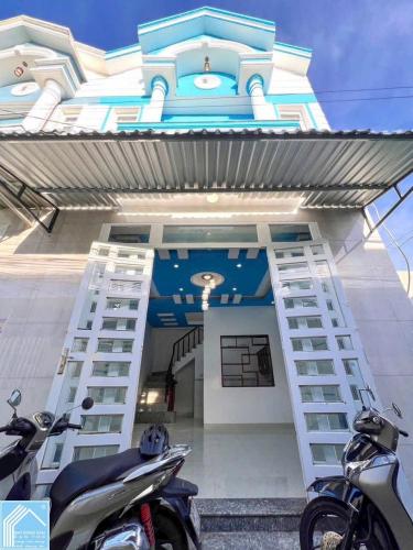 BÁN NHÀ 1T1L đúc, Mới đẹp - HOÀN CÔNG đầy đủ (Nằm Kế ĐẠI HỌC CÔNG NGHỆ CT) BÁN NHÀ 1T1L đúc, Mới đẹp - HOÀN CÔNG đầy đủ (Nằm Kế ĐẠI HỌC CÔNG NGHỆ CT)