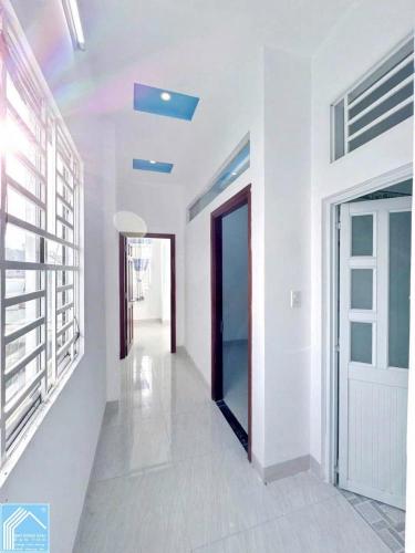 BÁN NHÀ 1T1L đúc, mới đẹp - HOÀN CÔNG đầy đủ (Nằm kế ĐẠI HỌC CÔNG NGHỆ CT)