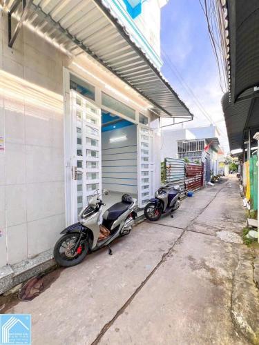 BÁN NHÀ 1T1L đúc, Mới đẹp - HOÀN CÔNG đầy đủ (Nằm Kế ĐẠI HỌC CÔNG NGHỆ CT)