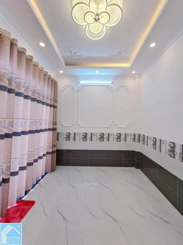 Bán nhà 1T1L đúc một đẹp (có PNgủ tầng trệt). Hẻm trung tâm, gần CV Lưu Hữu Phước