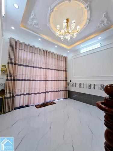 Bán nhà 1T1L đúc một đẹp (có PNgủ tầng trệt). Hẻm trung tâm, gần CV Lưu Hữu Phước