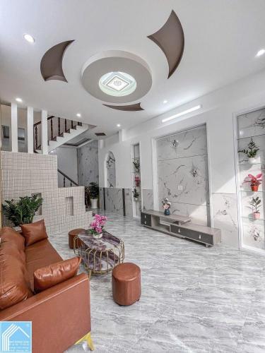 BÁN NHÀ 1T1L đúc, MT Phạm Thế Hiển. Cách Chợ An Khánh Chỉ 50m