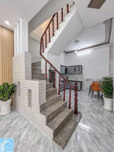 BÁN NHÀ 1T1L đúc, MT Phạm Thế Hiển. Cách chợ An Khánh chỉ 50m