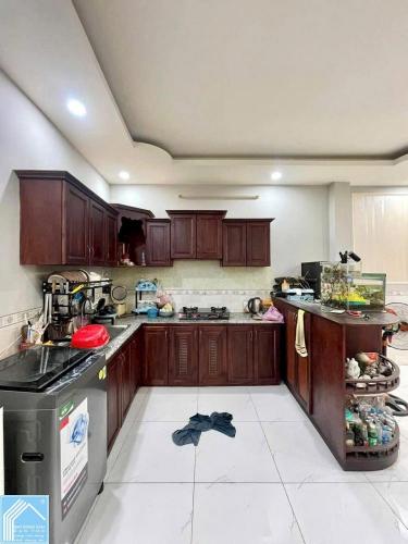 BÁN NHÀ 1T1L đúc, TRỤC CHÍNH, 2MT HẺM (trước-sau), HẺM thông thuận tiện