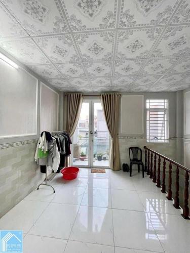 BÁN NHÀ 1T1L đúc, TRỤC CHÍNH, 2MT HẺM (trước-sau), HẺM thông thuận tiện