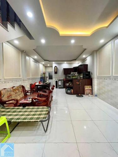 BÁN NHÀ 1T1L đúc, TRỤC CHÍNH, 2MT HẺM (trước-sau), HẺM thông thuận tiện
