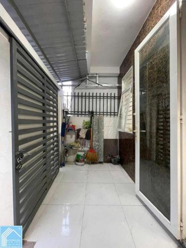 BÁN NHÀ 1T1L đúc, TRỤC CHÍNH, 2MT HẺM (trước-sau), HẺM thông thuận tiện