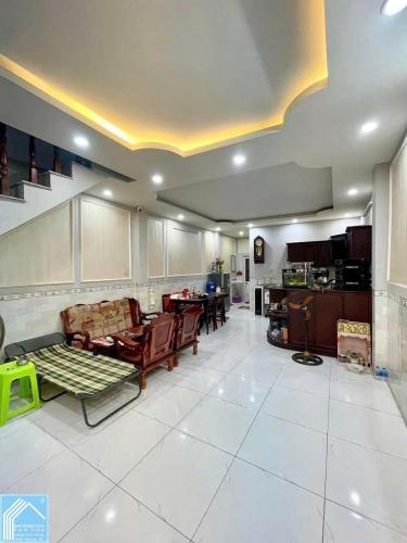 BÁN NHÀ 1T1L đúc, TRỤC CHÍNH, 2MT HẺM (trước-sau), HẺM thông thuận tiện