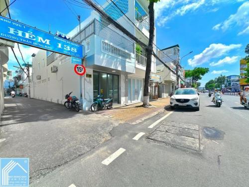 BÁN NHÀ 1T1L, Hẻm 138 TRẦN HƯNG ĐẠO (Có 1phòng ngủ tầng trệt)
