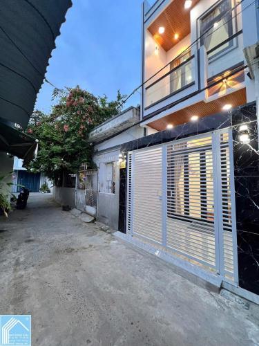 BÁN NHÀ 1T1L, Hẻm 138 TRẦN HƯNG ĐẠO (có phòng ngủ tầng trệt)