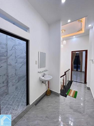 BÁN NHÀ 1T1L, Hẻm 138 TRẦN HƯNG ĐẠO (có phòng ngủ tầng trệt)
