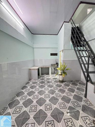 Bán nhà 1T1L, Hẻm 68 CMT8 (đối diện trường Cao Đẳng Kinh Tế CThơ), giá rẻ cho sinh viên