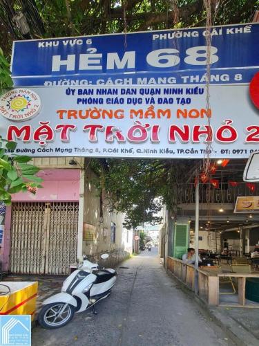 Bán nhà 1T1L, Hẻm 68 CMT8 (đối diện trường Cao Đẳng Kinh Tế CThơ), giá rẻ cho sinh viên