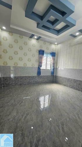 BÁN NHÀ 1T1L, MẶT TIỀN lộ nhựa. Vừa ở & buôn bán nhỏ tại nhà