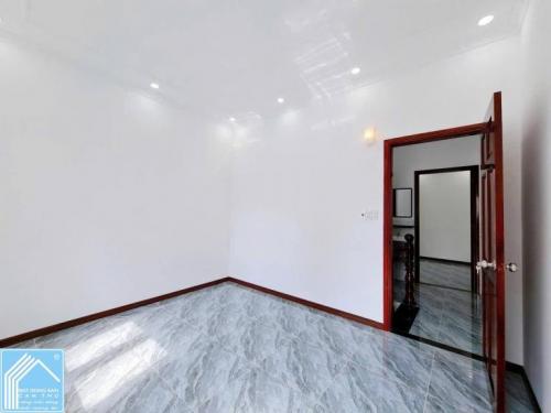 BÁN NHÀ 1T1L MỚI ĐẸP - GẦN ĐẠI HỌC CẦN THƠ, Hẻm 138 Trần Hưng Đạo
