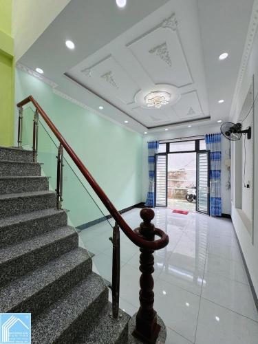 BÁN NHÀ 1T1L, Ngay TRUNG TÂM - Gần ĐHCT, NHÀ RỘNG ĐẸP - HOÀN CÔNG