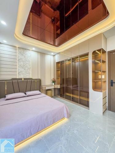 BÁN NHÀ 1T1L, TRỤC CHÍNH HẺM (30/4 thông qua 3/2). Vị trí đẹp, KDoanh, buôn bán,…