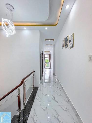 BÁN NHÀ 1T2L đúc - MẶT TIỀN, FULL NỘI THẤT, nhà mới mua dọn vào ở ngay