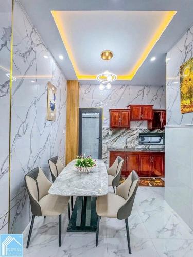 BÁN NHÀ 1T2L đúc - MẶT TIỀN, FULL NỘI THẤT, nhà mới mua dọn vào ở ngay