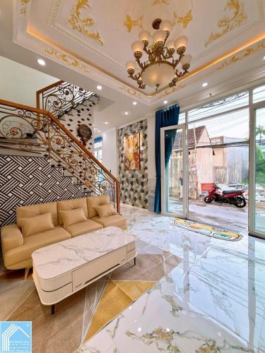 Bán nhà 1T2L đúc - TRỤC CHÍNH HẺM (LIÊN TỔ 3/4 N.V.Cừ). Gần sát trường ĐHYD Cần Thơ