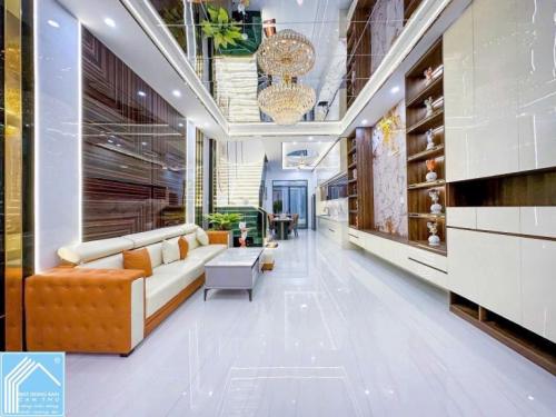 BÁN NHÀ 1T2L đúc, Mặt Tiền, D13 KDC Hồng Loan, sổ hồng hoàn chỉnh