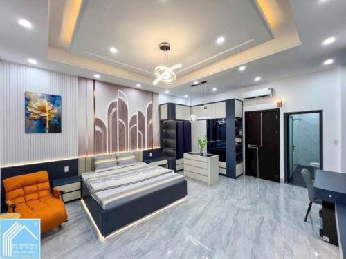 BÁN NHÀ 1T2L đúc, Mặt Tiền (KDC Hồng Loan), FULL NỘI THẤT mới & đẹp