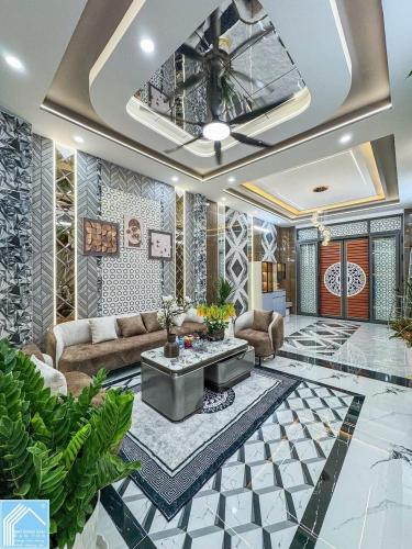 BÁN NHÀ 1T2L đúc mới, FULL NỘI THẤT Cao Cấp (Mặt Tiền Chu Văn An)
