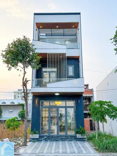 BÁN NHÀ 1T2L đúc mới, HIỆN ĐẠI Nội Thất TUYỆT ĐẸP, sổ Hồng hoàn chỉnh BÁN NHÀ 1T2L đúc mới, HIỆN ĐẠI Nội Thất TUYỆT ĐẸP, sổ Hồng hoàn chỉnh