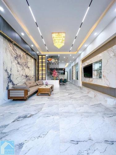 BÁN NHÀ 1T2L đúc Mới, HIỆN ĐẠI Nội Thất TUYỆT ĐẸP, Sổ Hồng Hoàn Chỉnh