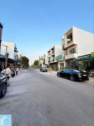 BÁN NHÀ 1T2L đúc, mới xây, Mặt Tiền (D7 - Hồng Loan). Vị trí đẹp, gần trục chính D1