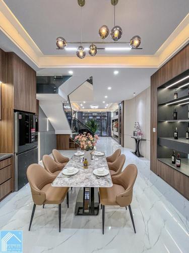 BÁN NHÀ 1T2L đúc, mới xây, Mặt Tiền (D7 - Hồng Loan). Vị trí đẹp, gần trục chính D1