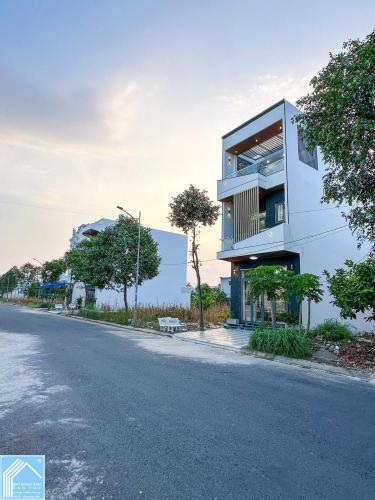 BÁN NHÀ 1T2L mới đẹp, FULL NỘI THẤT✔Mặt Tiền D13 (KDC HỒNG LOAN 6A)