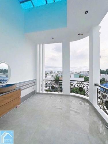 BÁN NHÀ 1T3L đúc, GÓC 2MT + Trục Chính Hẻm (Có luôn chổ để ÔTÔ trong nhà)