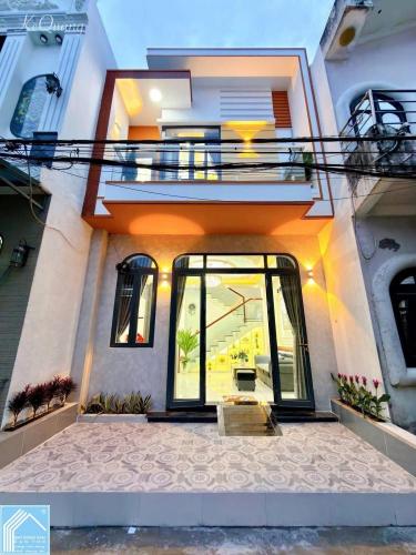 Bán nhà 1Trệt 1Lầu - mới đẹp. Trục Đường A2 - KDC Tổ 3A (đông đúc)