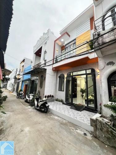 Bán nhà 1Trệt 1Lầu - mới đẹp. Trục Đường A2 - KDC Tổ 3A (đông đúc)